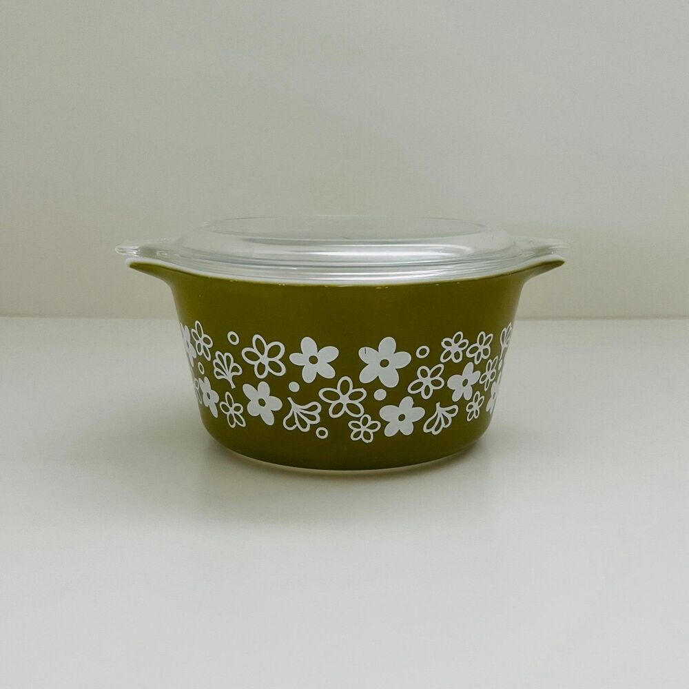 PYREX Green White Spring Blossom Crazy Daisy 473 Casserole Dish 1 Qt. With Lid